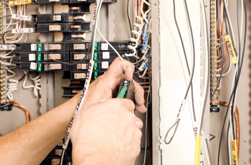 Troubleshooting for Fixing a Circuit Breaker